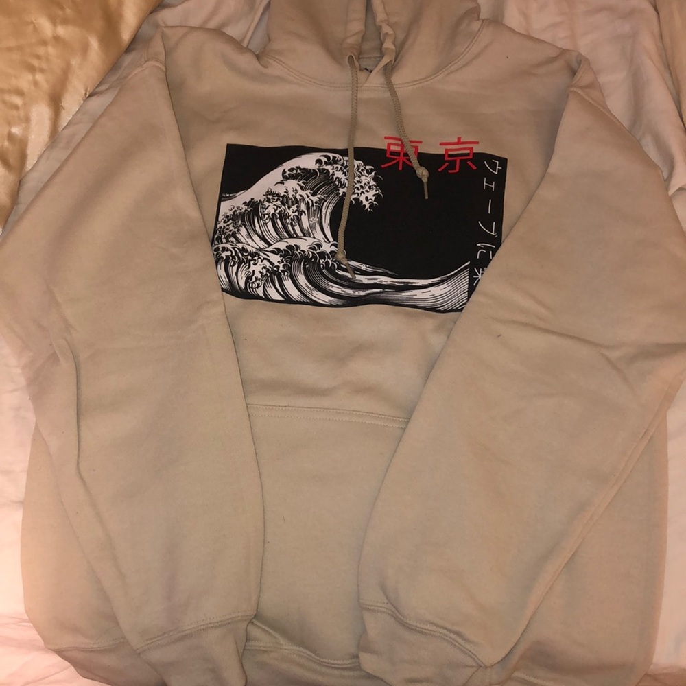 Men’s hoodie in medium